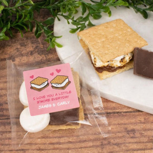 a couple of pieces of food sitting on top of a table